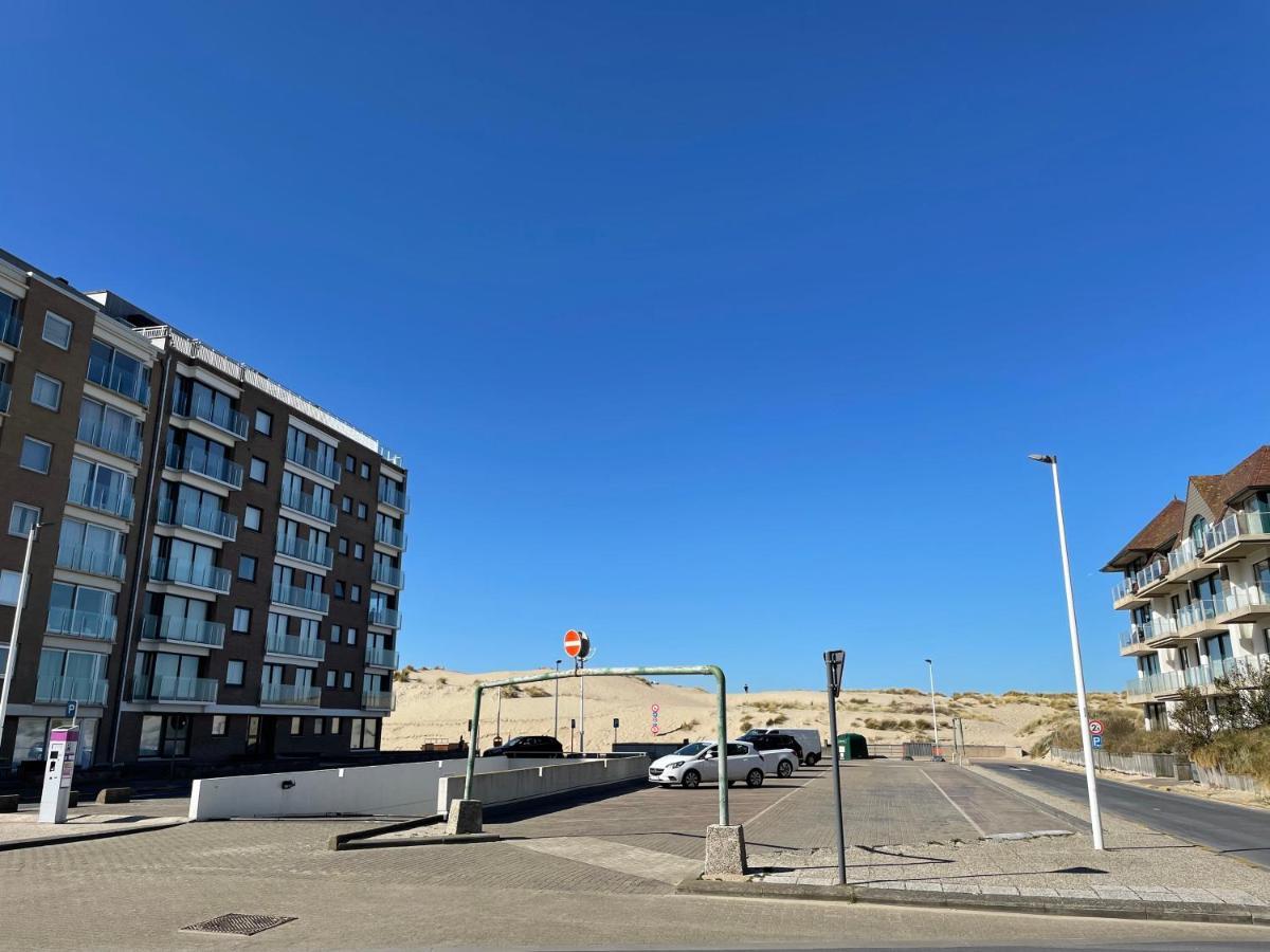 Koksijde Zeedijk Res Manh Apartment Exterior foto